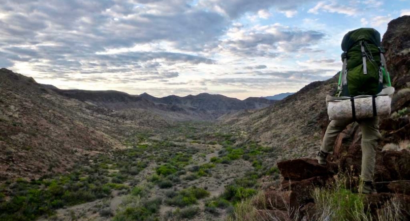 struggling teens backpacking in texas 